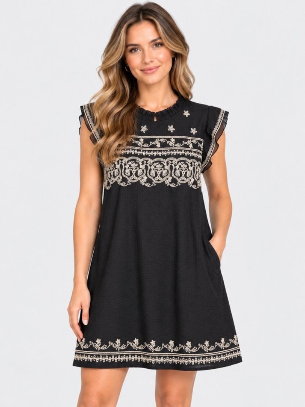 THML Women's Medium Black Embroidered Boho Tunic Dress A-Line Beautiful NEW